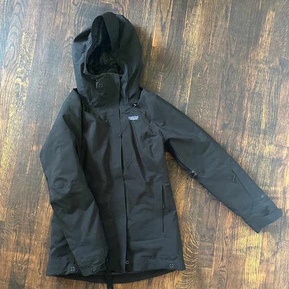 Patagonia Women's Primo Down Jacket - Picture 1 of 6